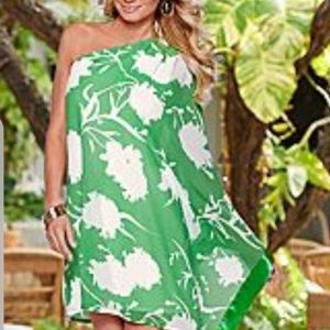 VENUS size 6 green and white one shoulder dress